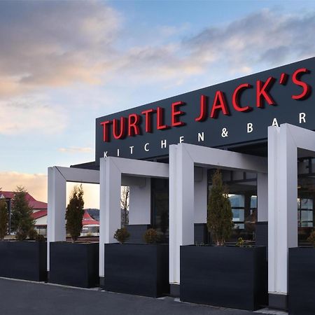 Holiday Inn West Kelowna Exterior foto