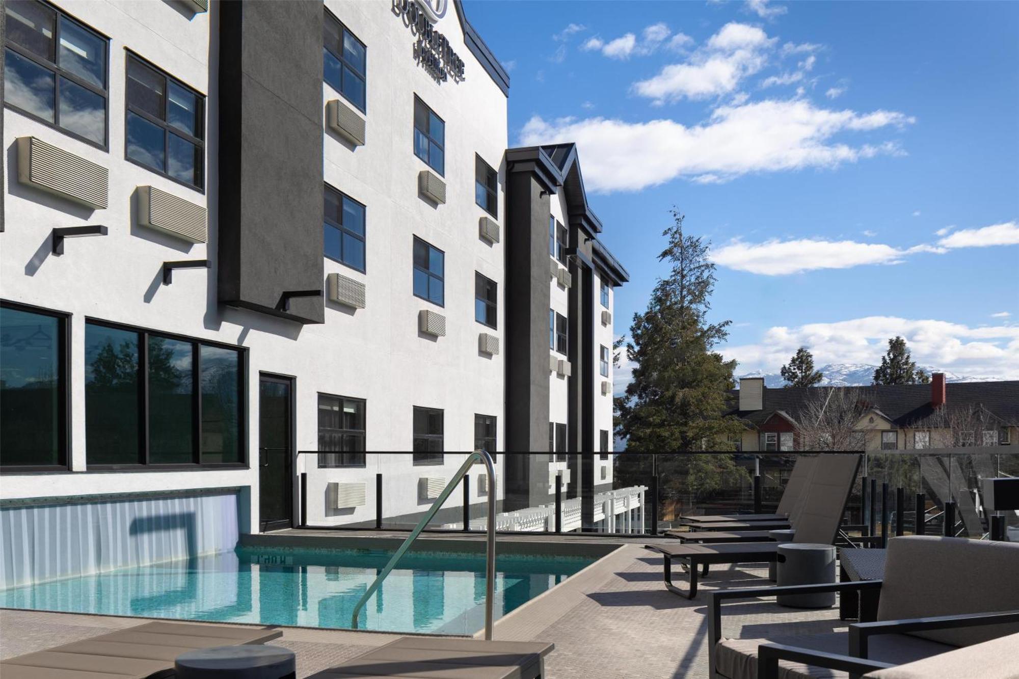 Holiday Inn West Kelowna Exterior foto