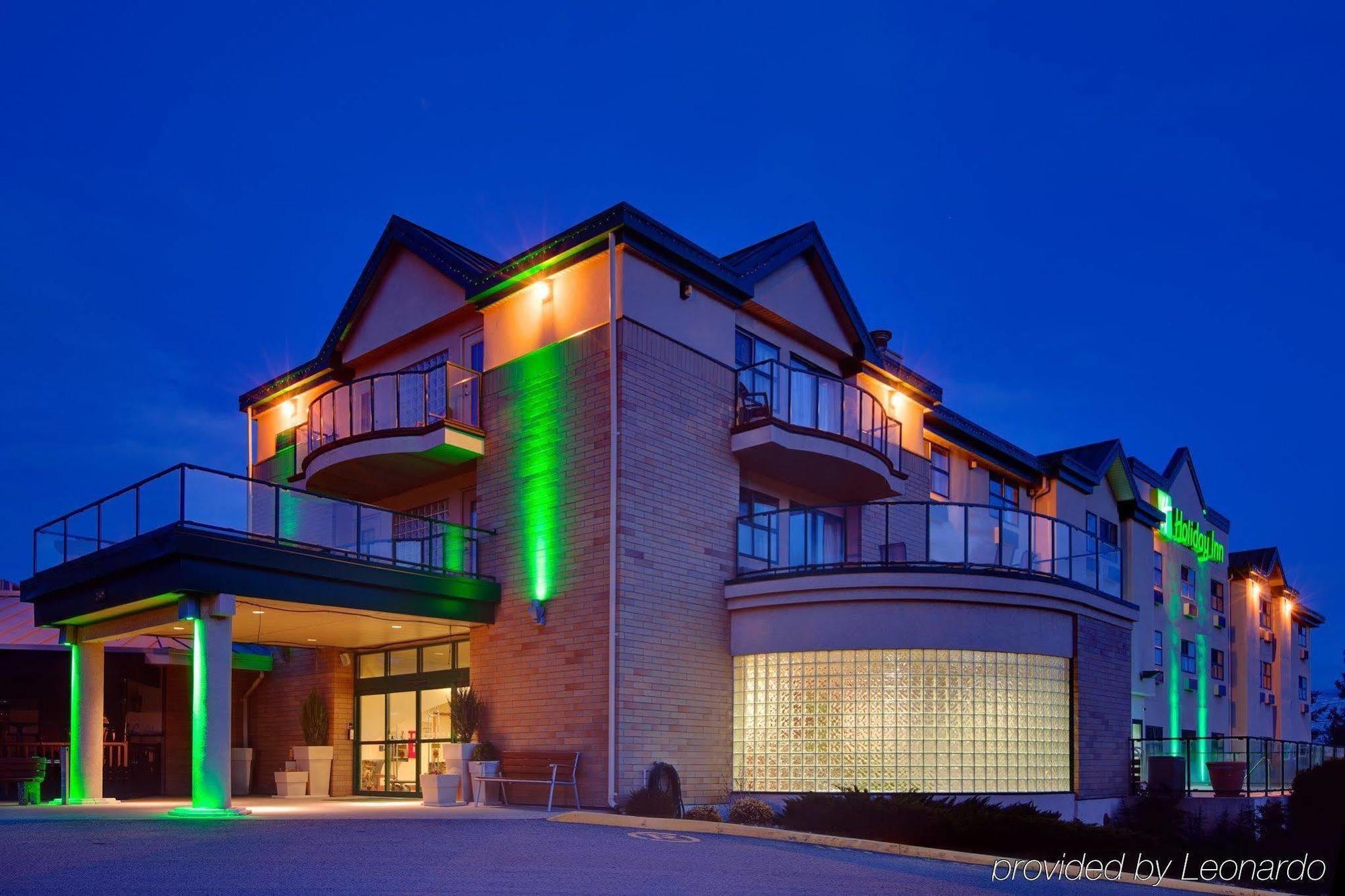 Holiday Inn West Kelowna Exterior foto